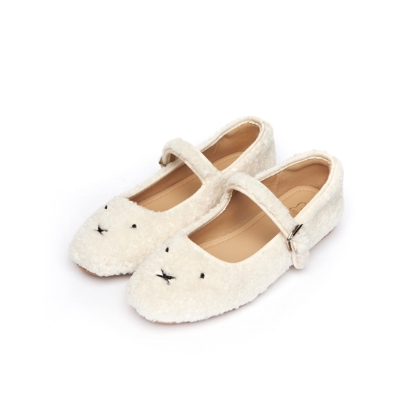 miffy Shoes - ✨️BNIB✨️ Miffy x The Korner Mary Jane Lambswool Loafers, Size 36 (US 6) 🐰